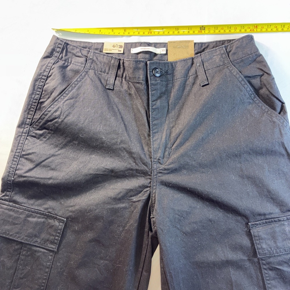 Levi's 94 Baggy Wide Leg Cargo Pants Women's W30 L32 Black NWT - Picture 3 of 14